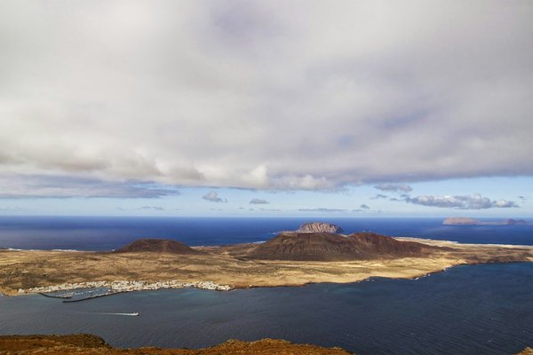 Quels sont les meilleurs itinéraires pour une croisière autour des îles Galápagos : conseils et préparations ?